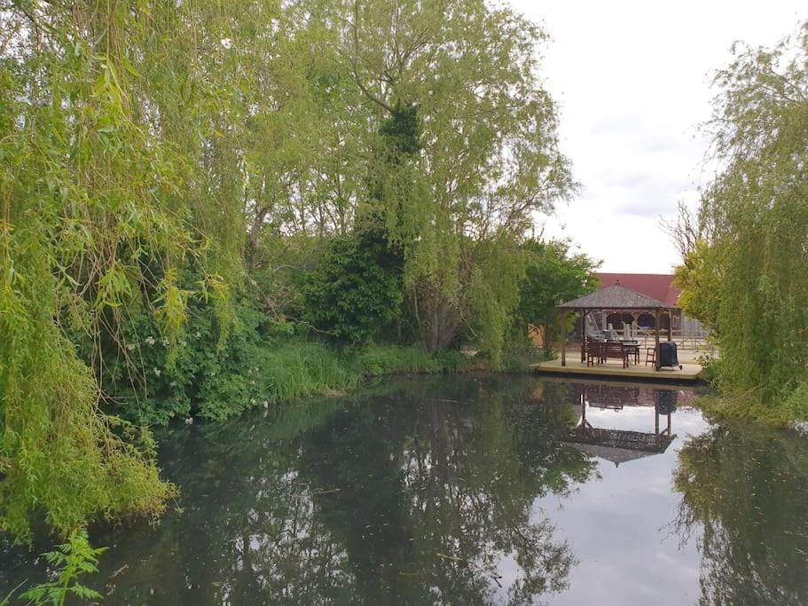 Pondside Barn Villa Long Wittenham Buitenkant foto